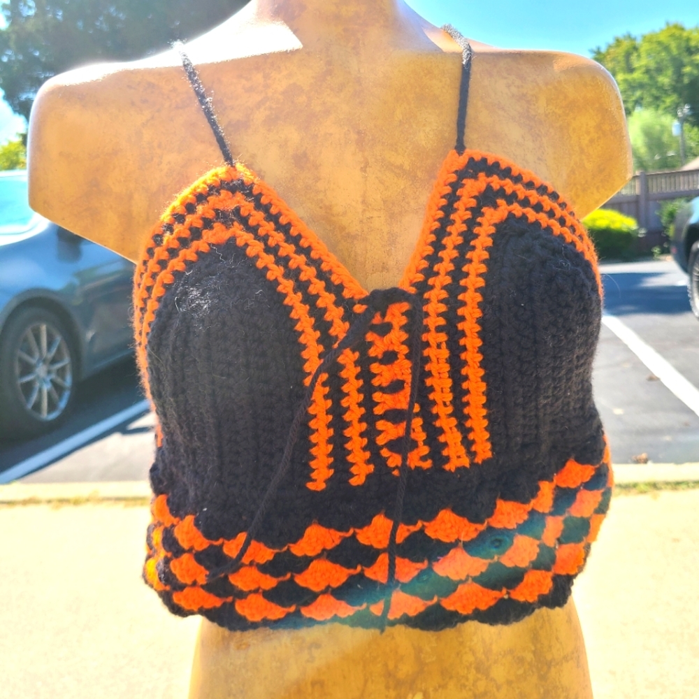 Handmade Crochet Halloween Spooky Orange & Black Crop Top Shirt XL+